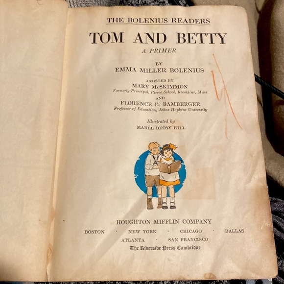 1930 School Reading Primer, Tom & Betty ,Color Illustrations, Early Chapter Book - Picture 6 of 16